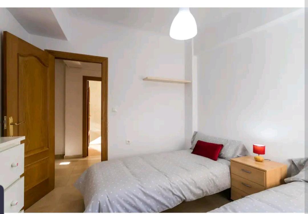 Apartamento Coqueto A Un Minuto De La Explanada Alicante Dış mekan fotoğraf